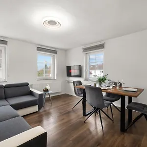 Apartment Adn - Netflix - Modern And Smart